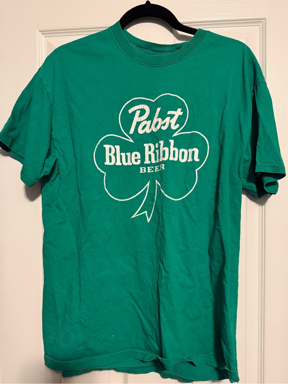Pabst Blue Ribbon Men's Short Sleeve Shamrock Tee in Green